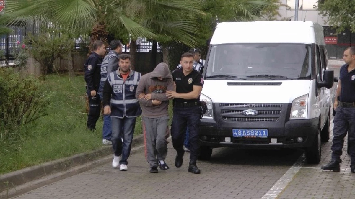 Fethiye\'de Uyuşturucu Operasyonunda 5 Kişi Tutuklandı