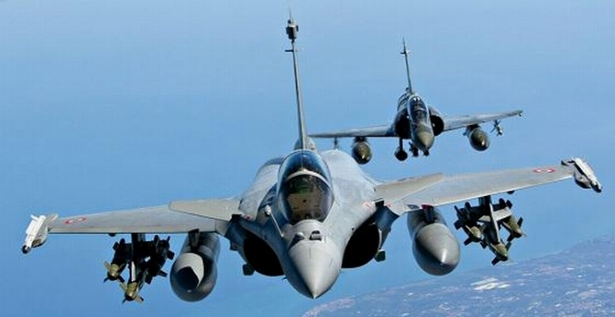 Fransa, IŞİD'in Silah Deposunu Vurdu