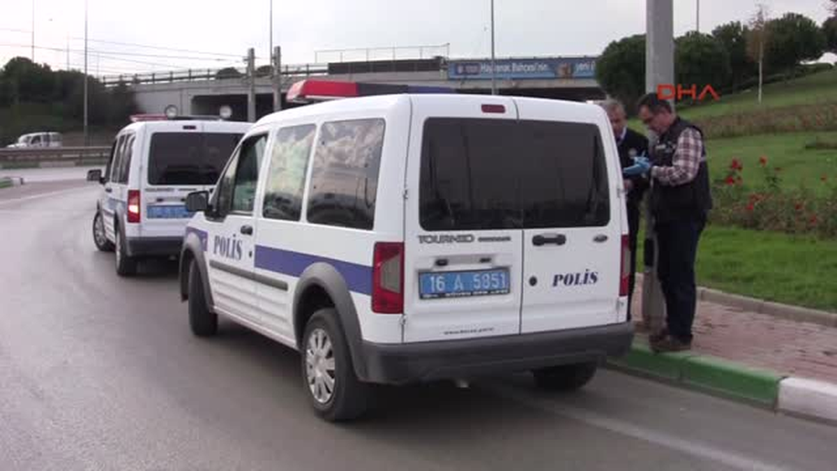 Kamyonetteki Suntaların Altında Kalarak Öldü