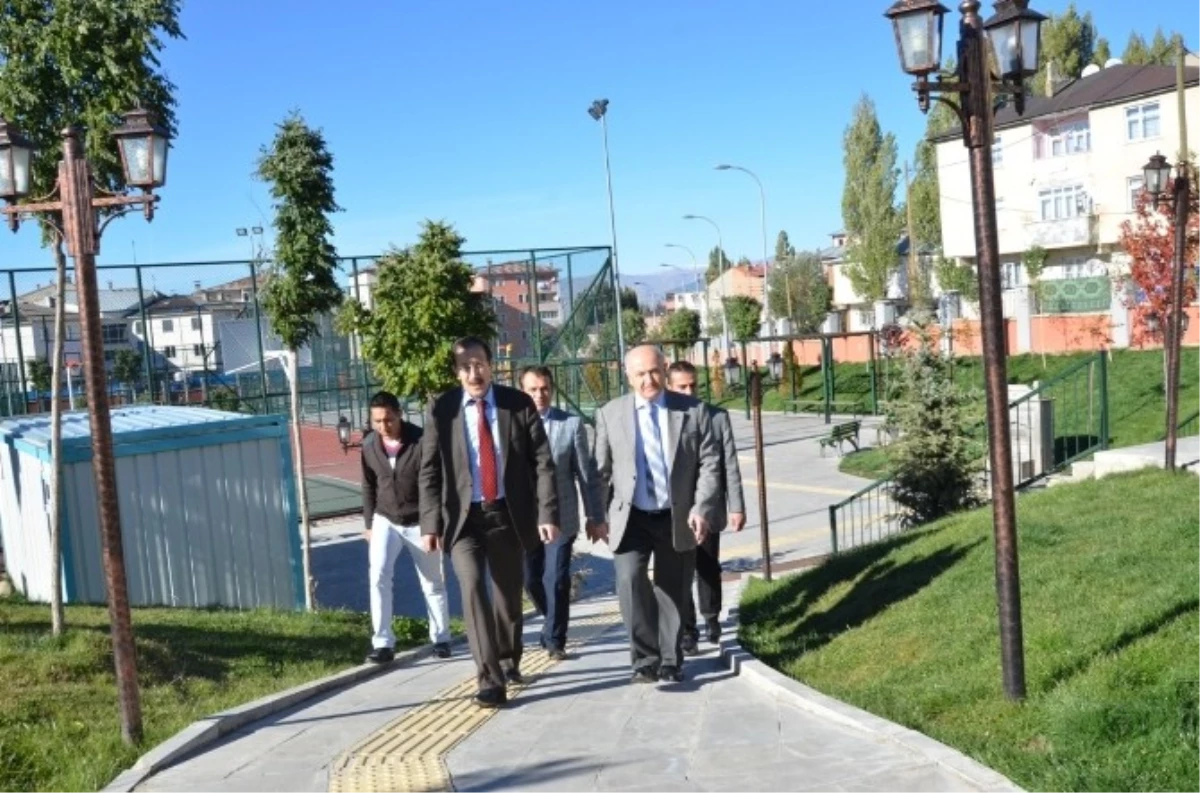 Kaymakam Karakuş, Palandöken Belediyesinin Tesislerine Hayran Kaldı