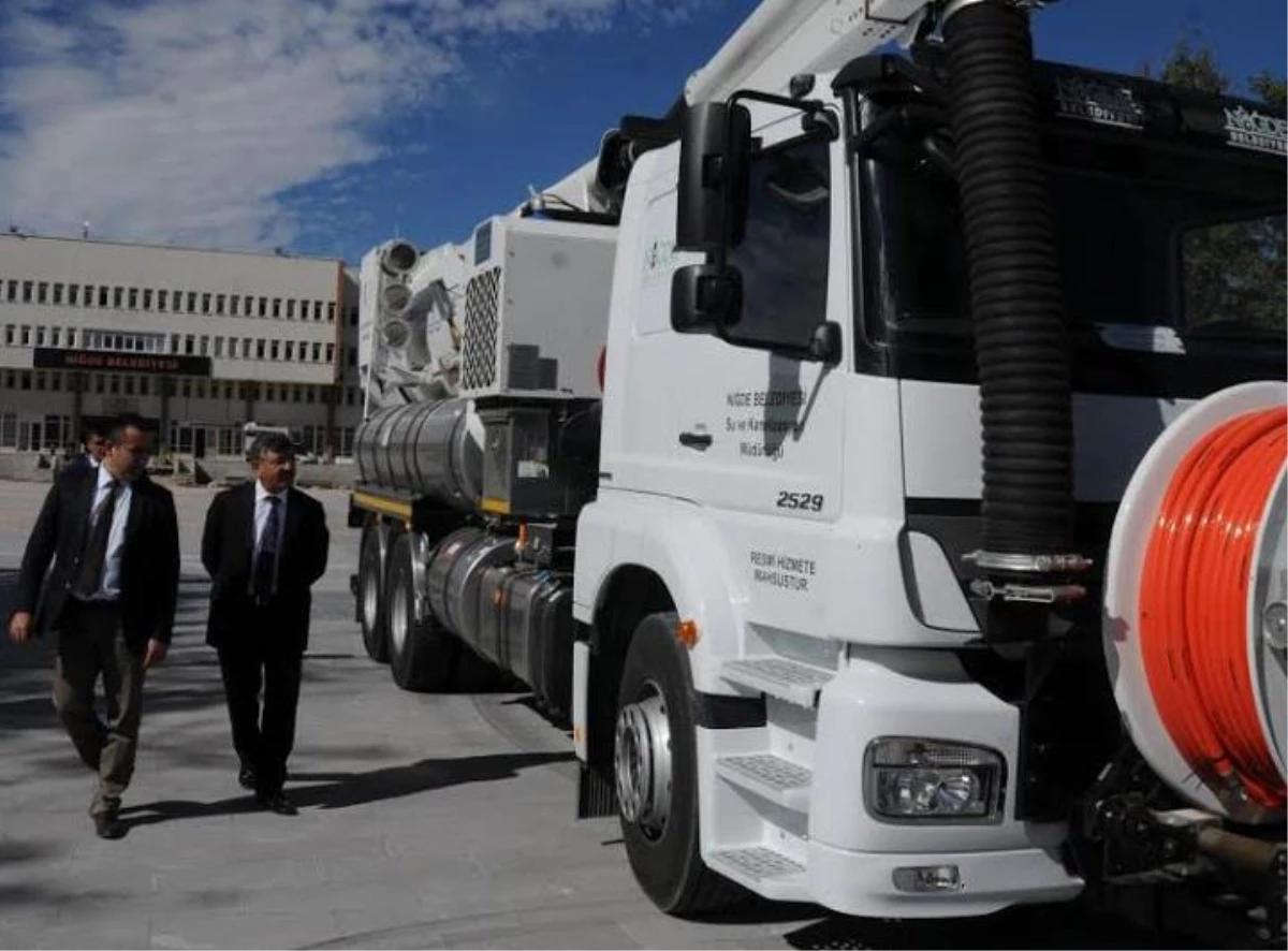 Niğde Belediyesi Yeni Vidanjör Aldı