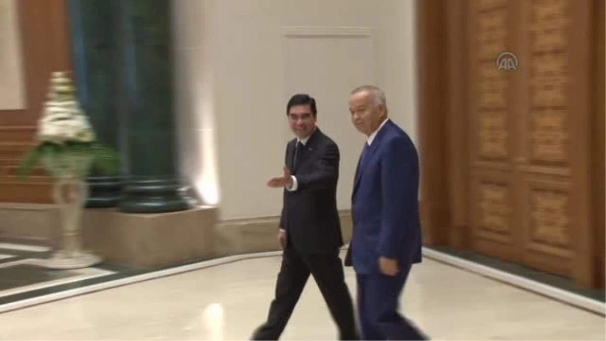 Özbekistan Devlet Başkanı Kerimov, Türkmenistan\'da