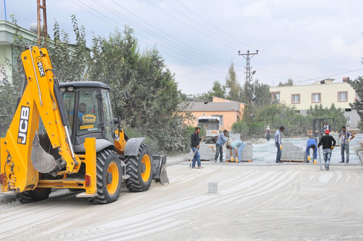 Tarsus Belediyesi\'nin Yenice\'deki Çalışmaları Devam Ediyor