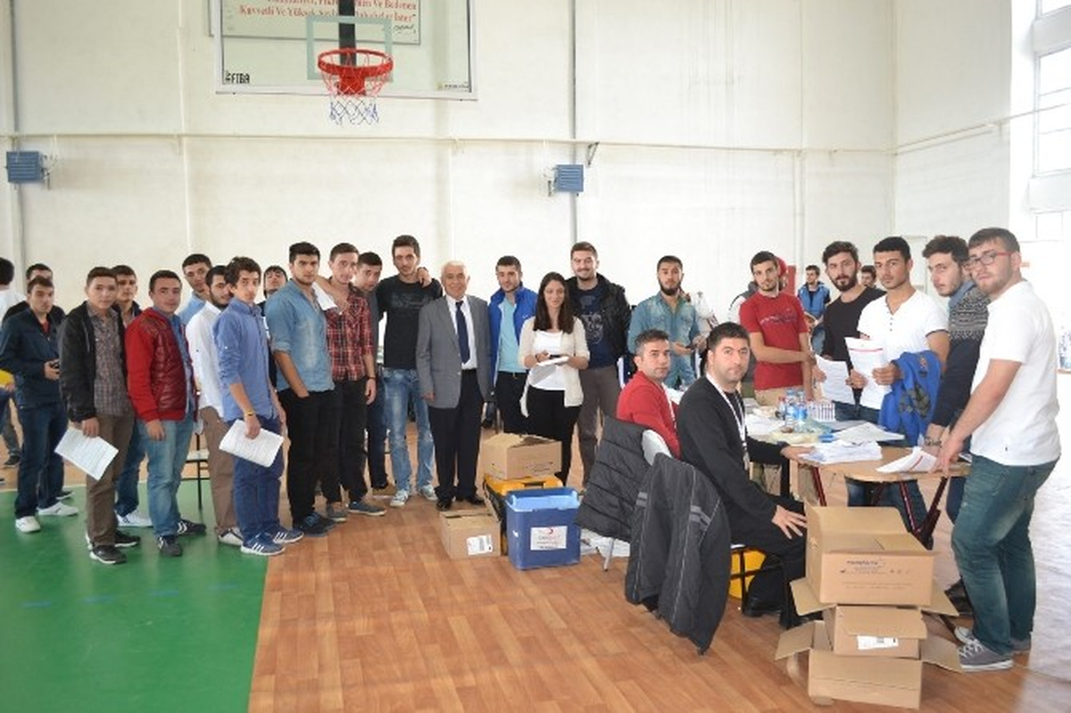 Üniversite Öğrencilerinden "Birbirimize İhtiyacımız Var"Projesi