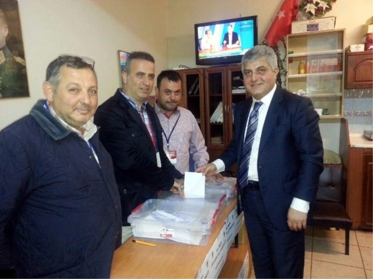 AK Parti Trabzon Teşkilatında Delege Seçimleri