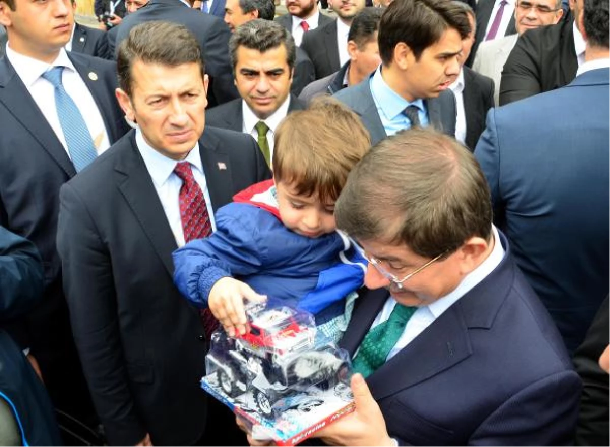 Başbakan Davutoğlu\'ndan Erciyes Üniversitesinde Toplu Açılış