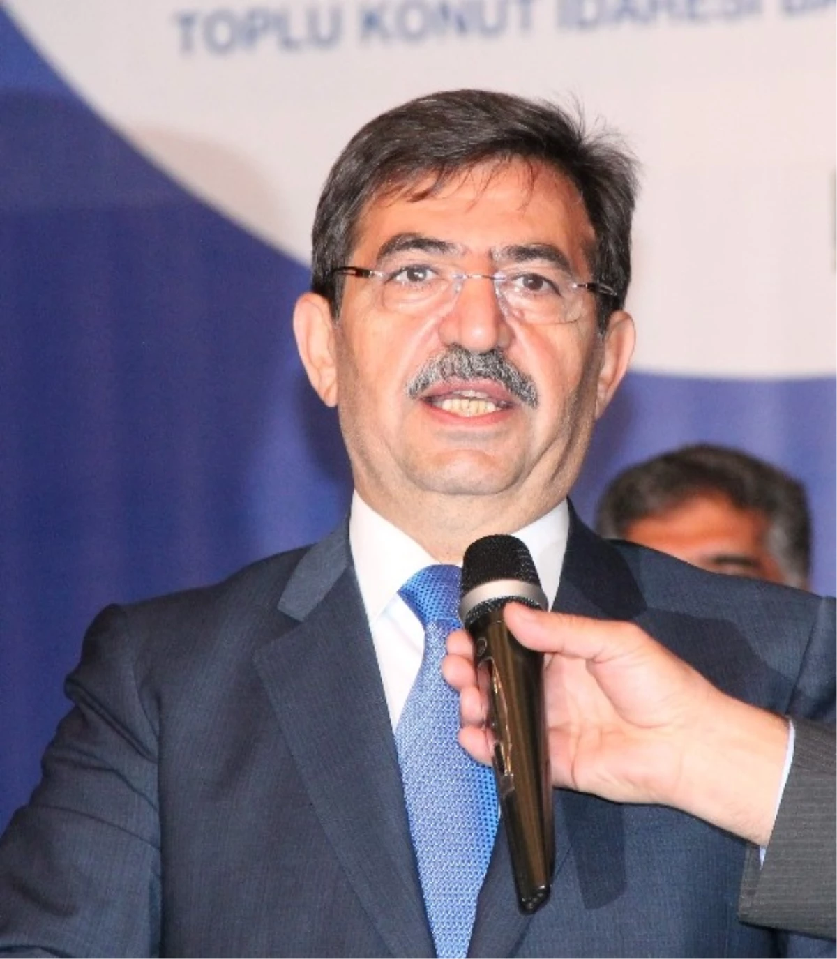 Çevre ve Şehircilik Bakanı İdris Güllüce Elazığ\'da