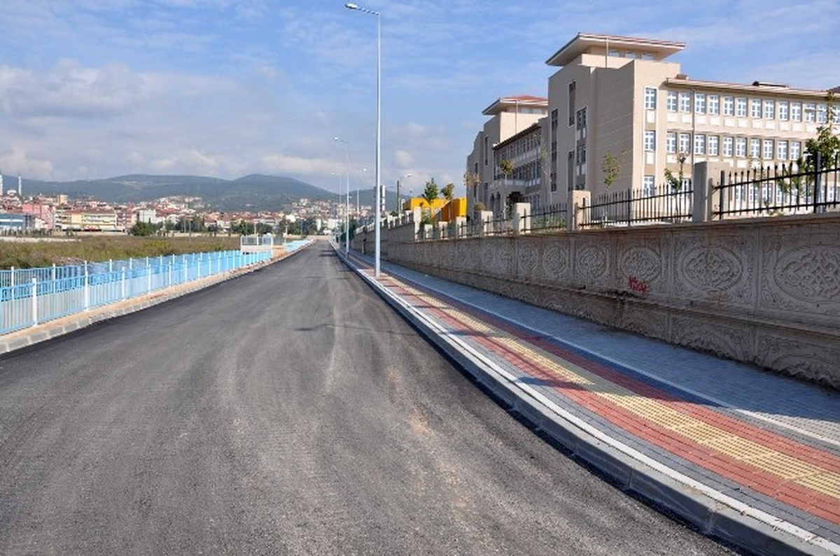 Derince\'ye Yeni Bir Cadde Kazandırıldı
