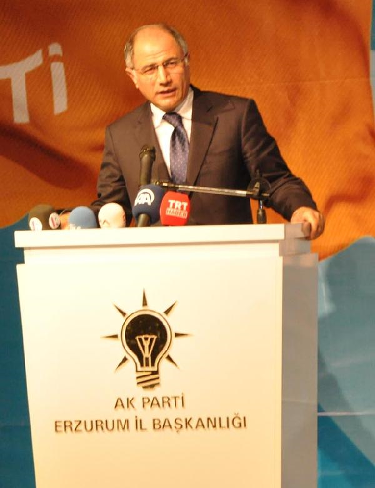 İçişleri Bakanı Ala: Ahlak Ruhumuzun, Nefsimizin Şiiridir (2)
