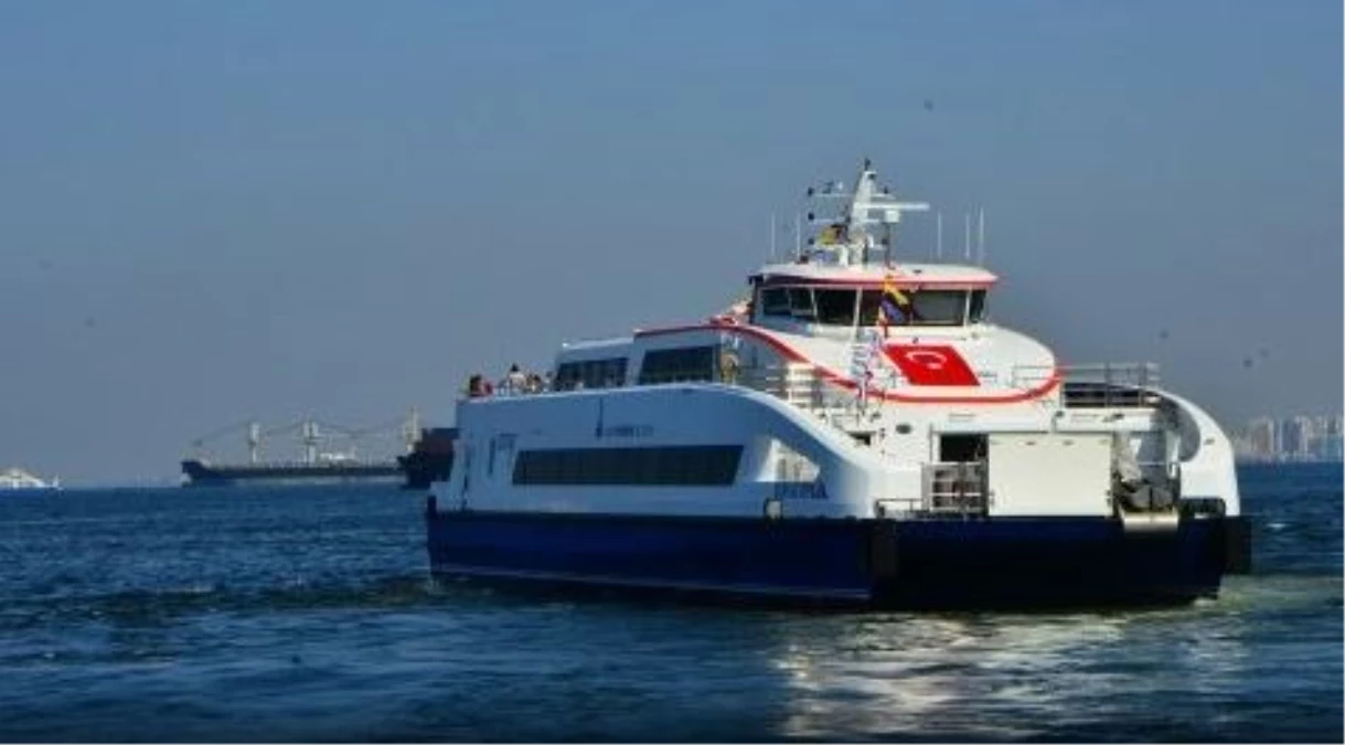 İzmir\'deki Yeni Yolcu Gemilerine Yönelik Tartışmalar