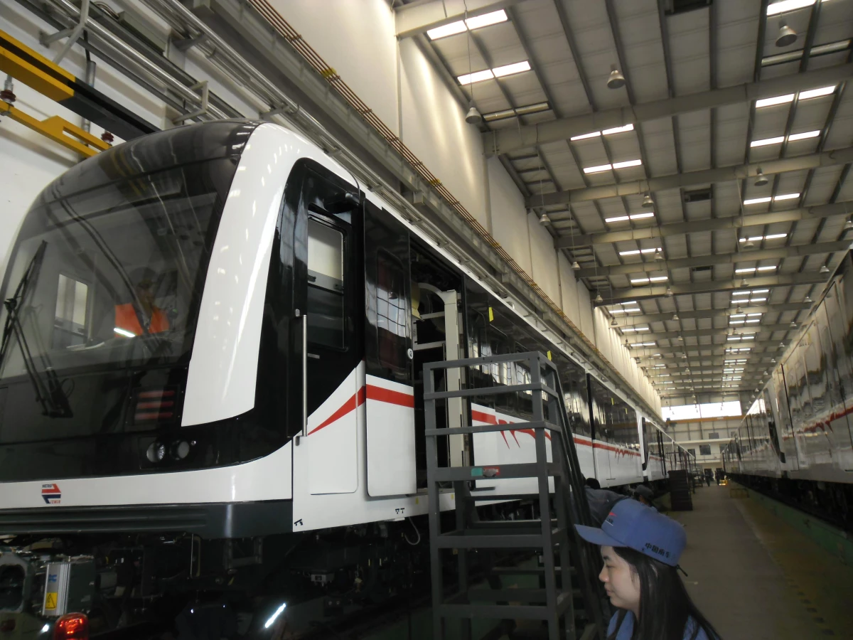 İzmir Metrosu\'na Çin\'den 2 Set Daha Geliyor