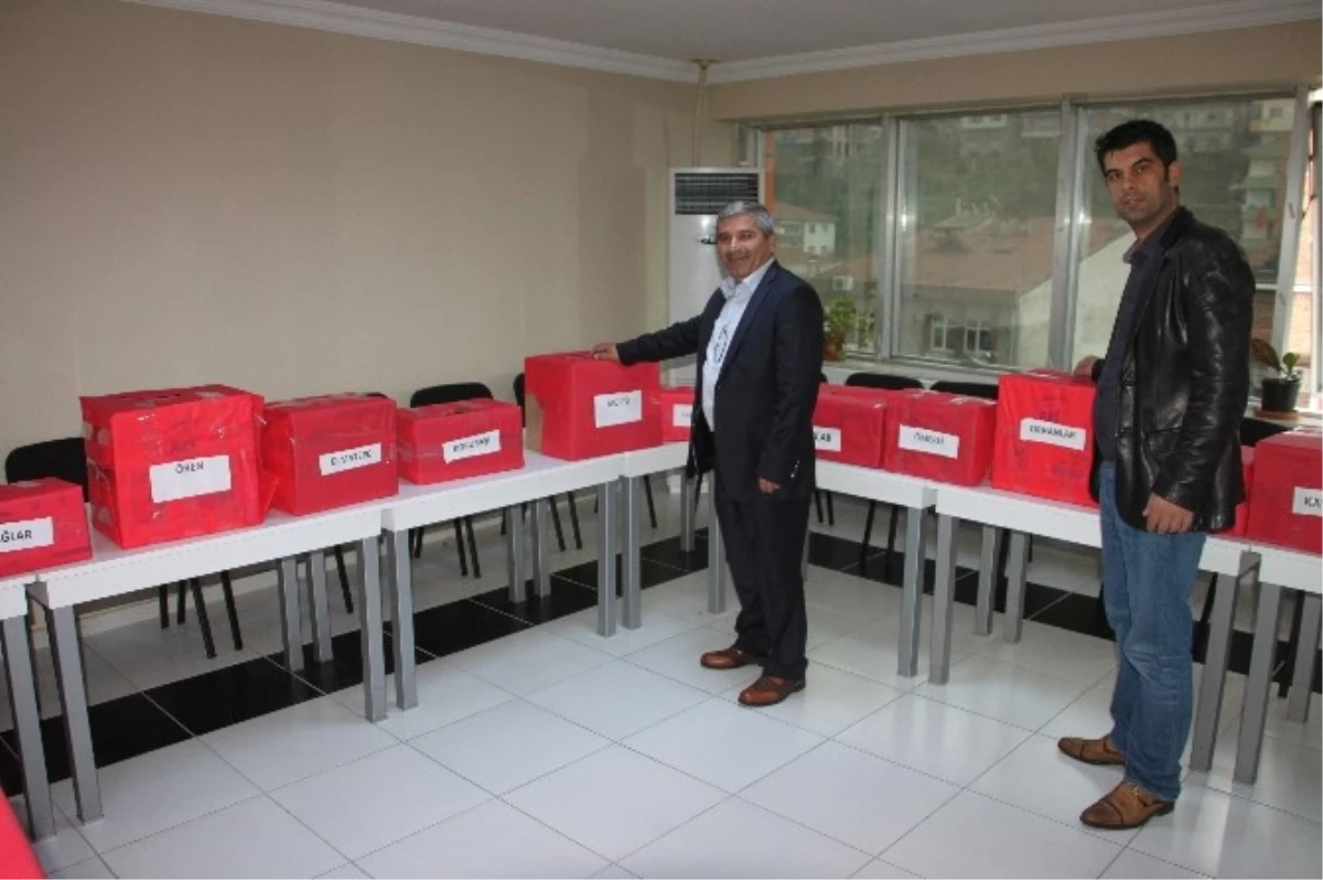 Ereğli\'de AK Parti Teşkilatının Delege Seçimleri Yapılıyor