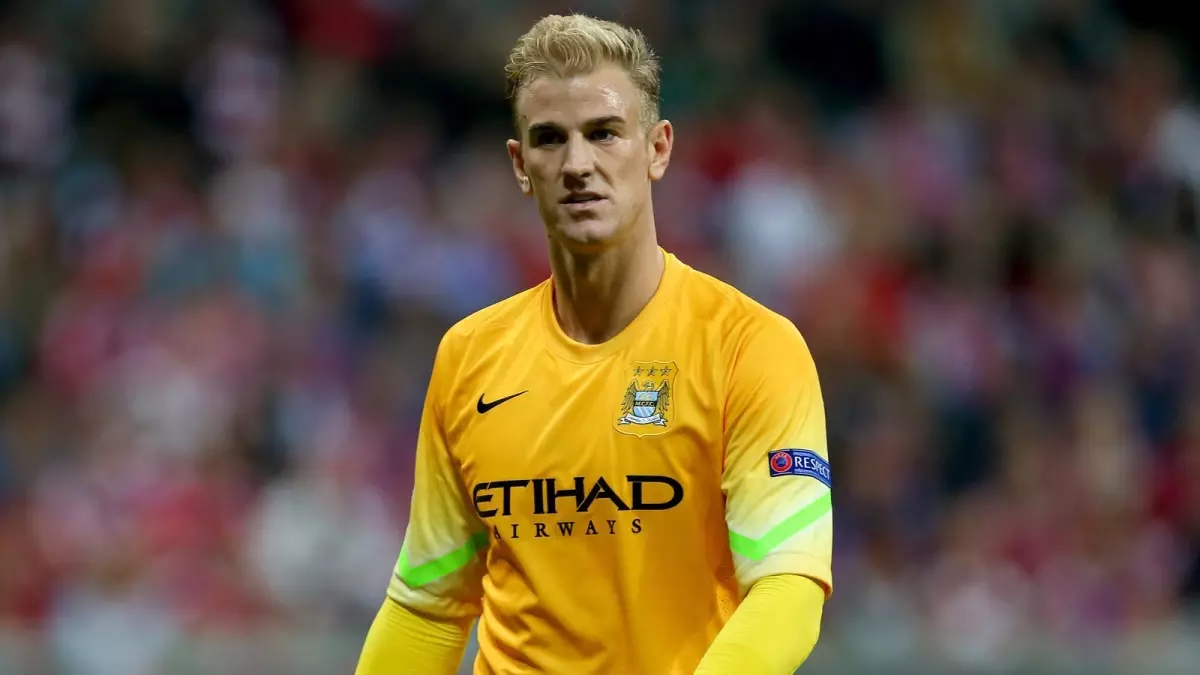 Küçük Bir West Ham Taraftar Joe Hart\'la Dalga Geçti