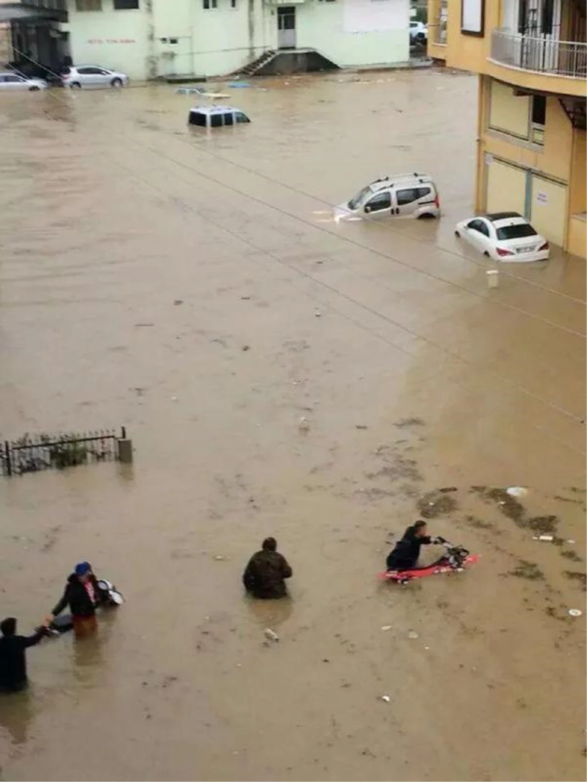 Manavgat\'ta Şiddetli Yağış