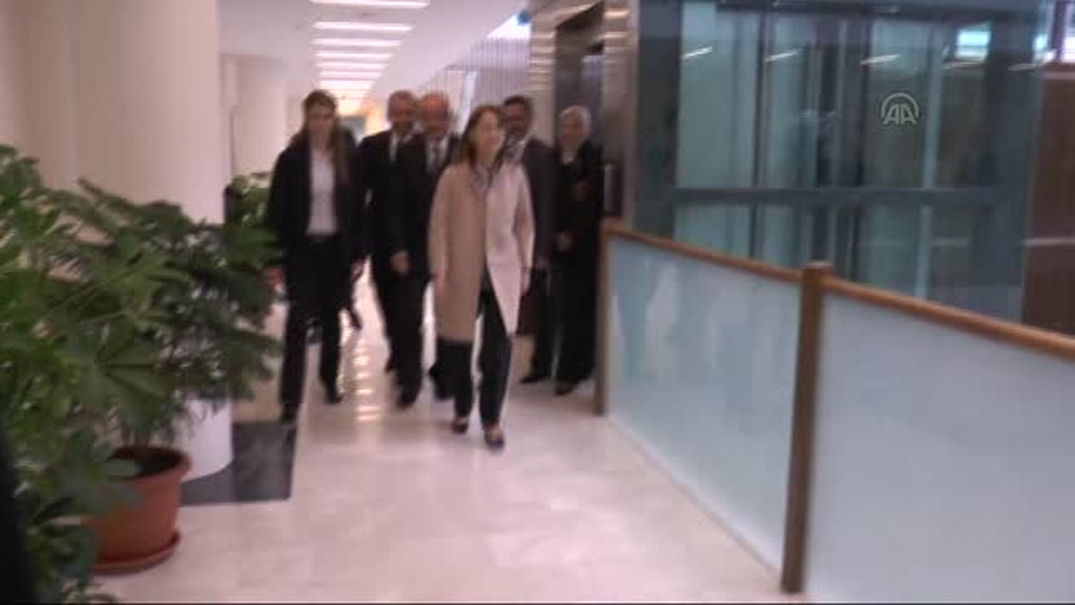 Aile ve Sosyal Politikalar Bakanı İslam\'ın Ziyaretleri