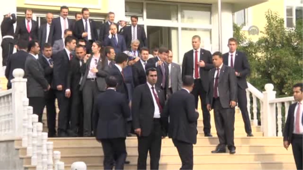 Başbakan Davutoğlu, Valiliği Ziyaret Etti