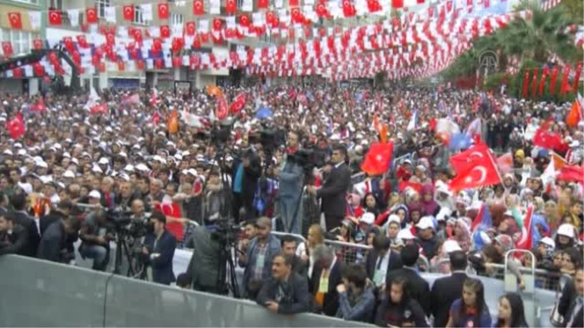 Davutoğlu: "Her Türlü Tuzak ve Desiseye Girebilirler"