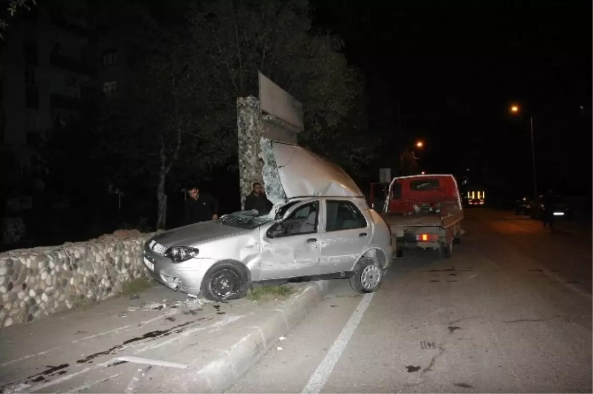 Diyarbakır\'da Trafik Kazası: 4 Yaralı