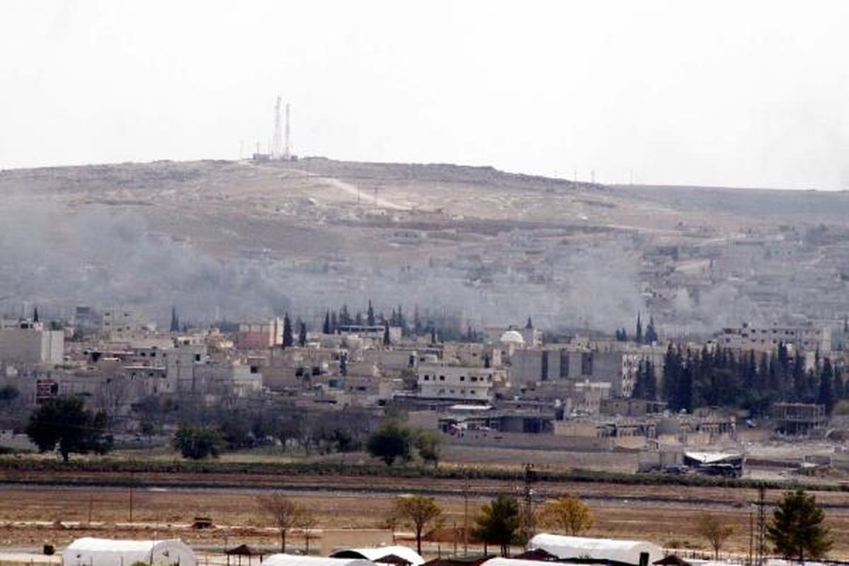 Kobani\'de Hava Saldırısı ile Sokak Çatışmaları Sürüyor