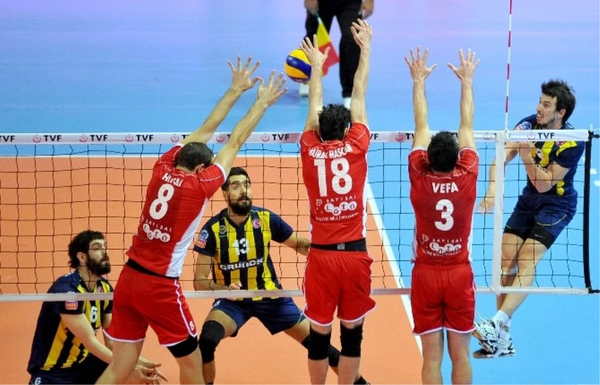 Türkiye Erkekler 1. Voleybol Ligi\'nde Toplu Sonuçlar