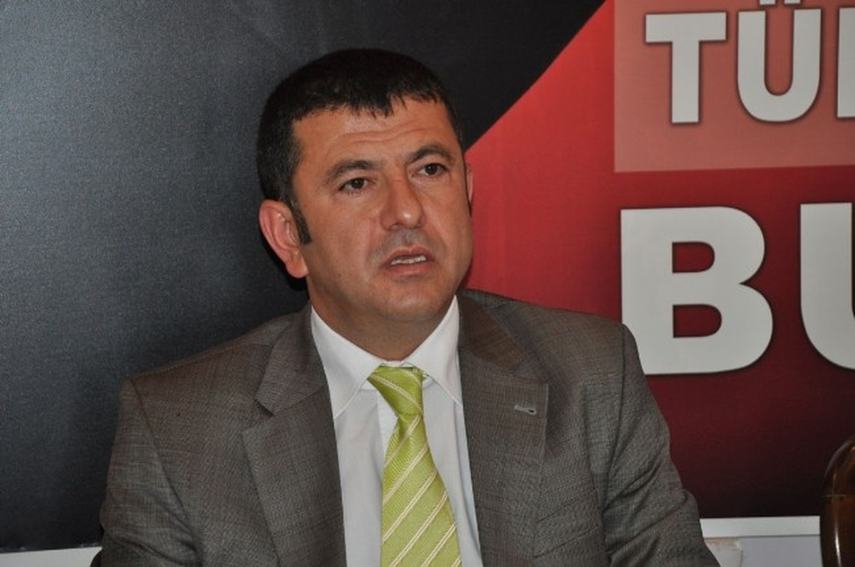 CHP\'den \'Kalemi Kırılan Gazeteciler\' Raporu (2)