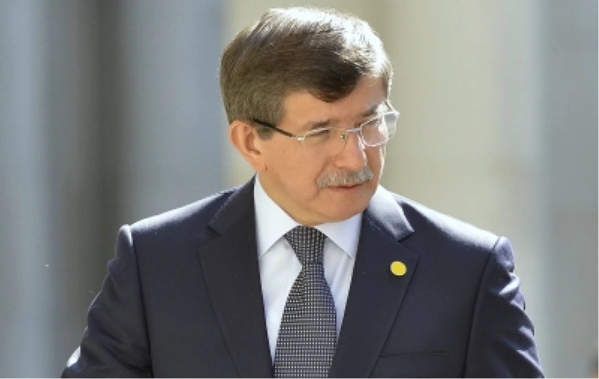 Başbakan Davutoğlu Ankara\'ya Gitti