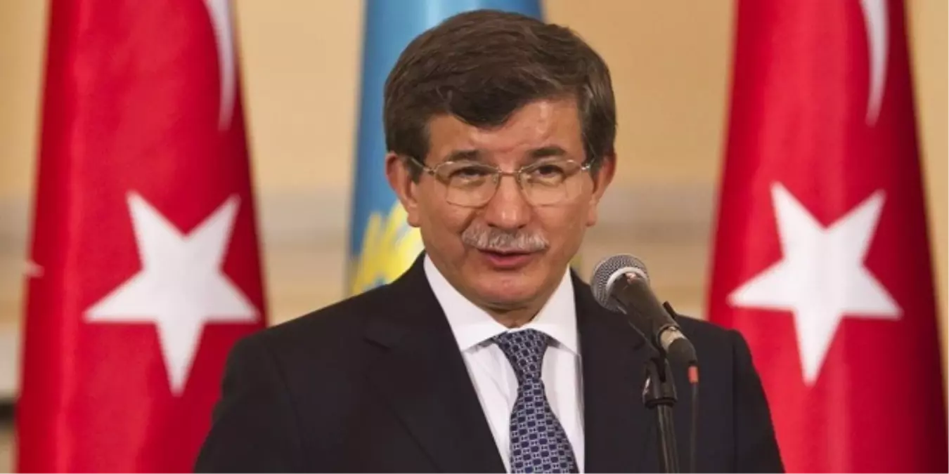 Başbakan Davutoğlu İstanbul\'da