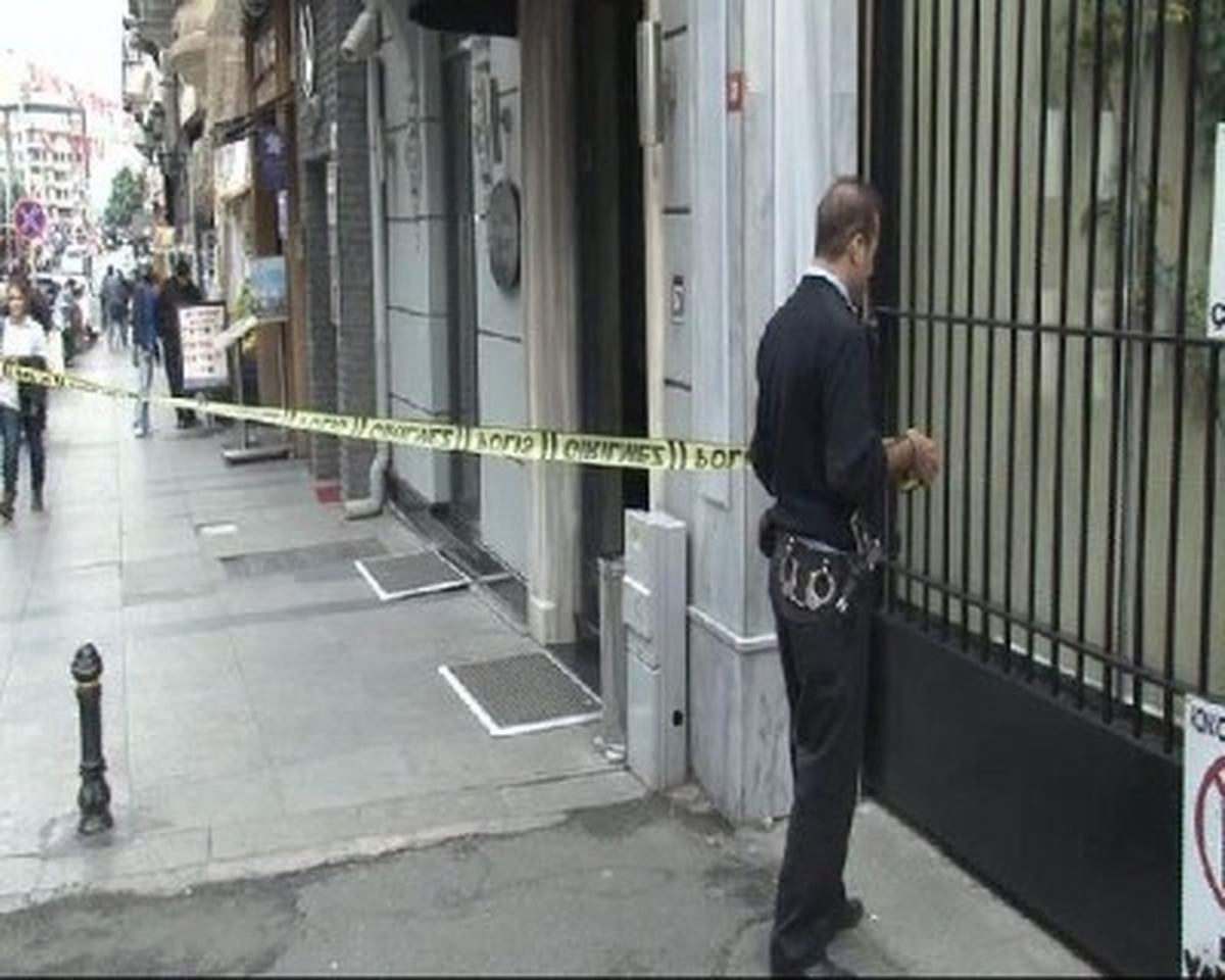 Başkonsolosluklara "Sarı Toz" Bulunan Zarf Gelmesi