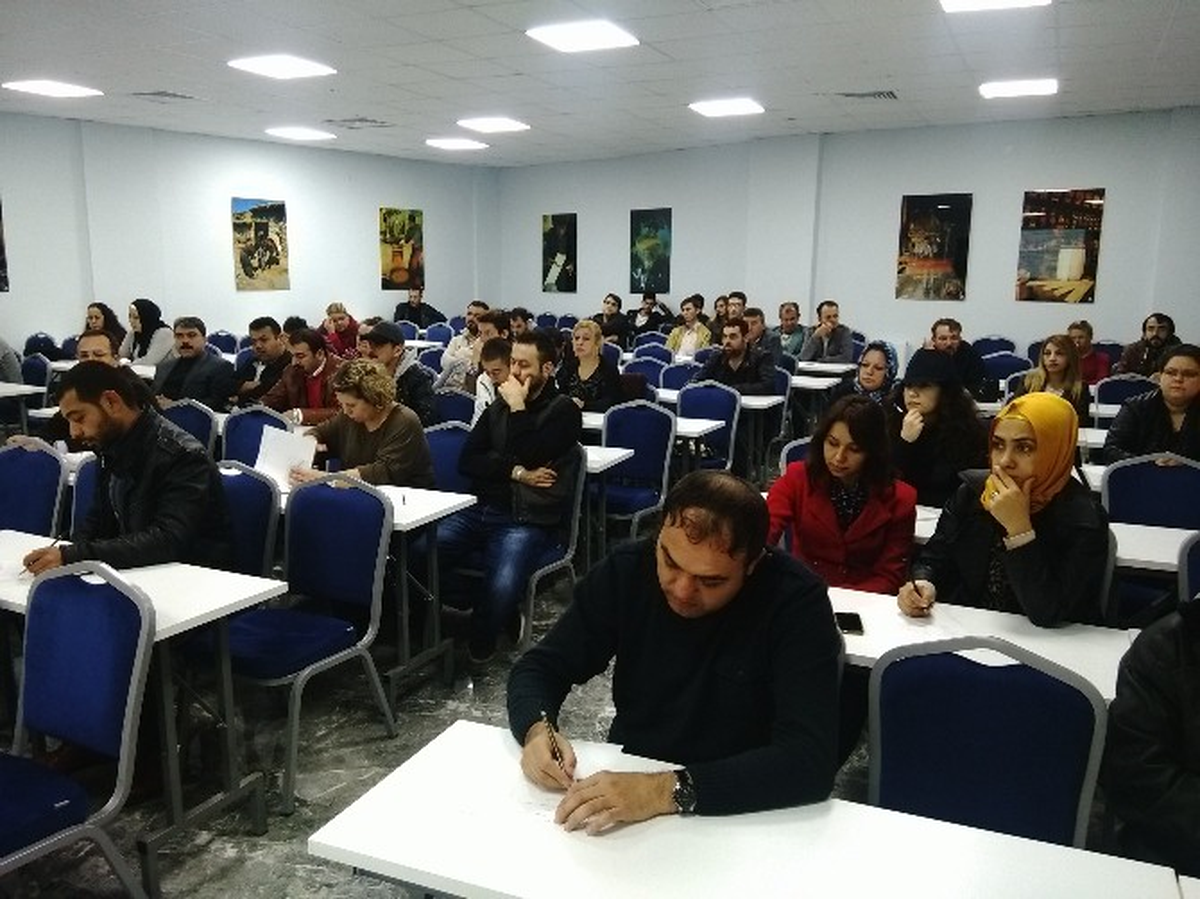 Berberlerin Zorunlu Hijyen Eğitimi Sürüyor