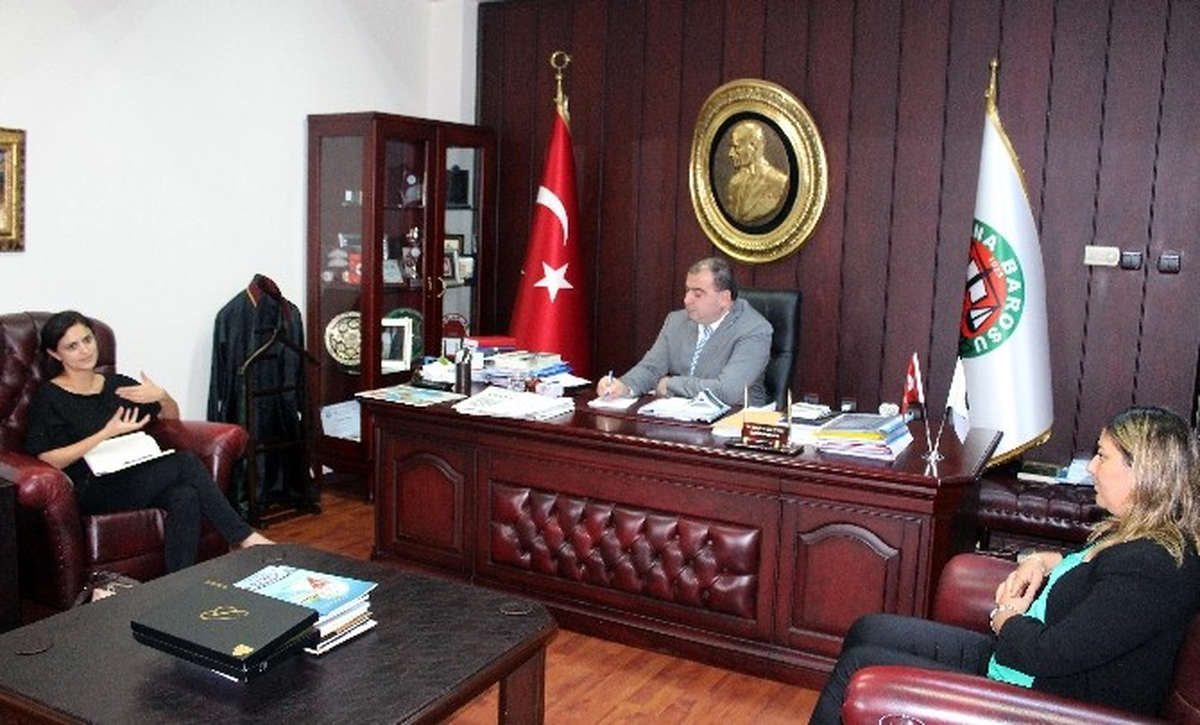 BM Mülteciler Yüksek Komiserliği Adana Barosunu Ziyaret Etti