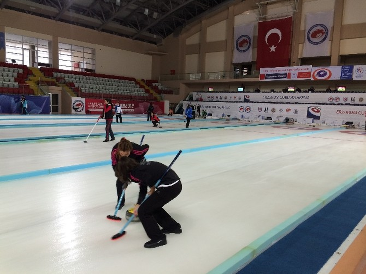 Erzurum\'da Curling Heyecanı