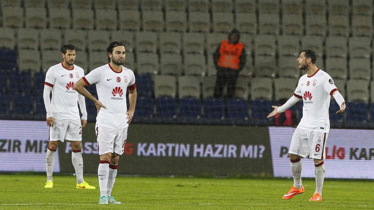 Galatasaraylı Taraftarları Çıldırtan O Kareler