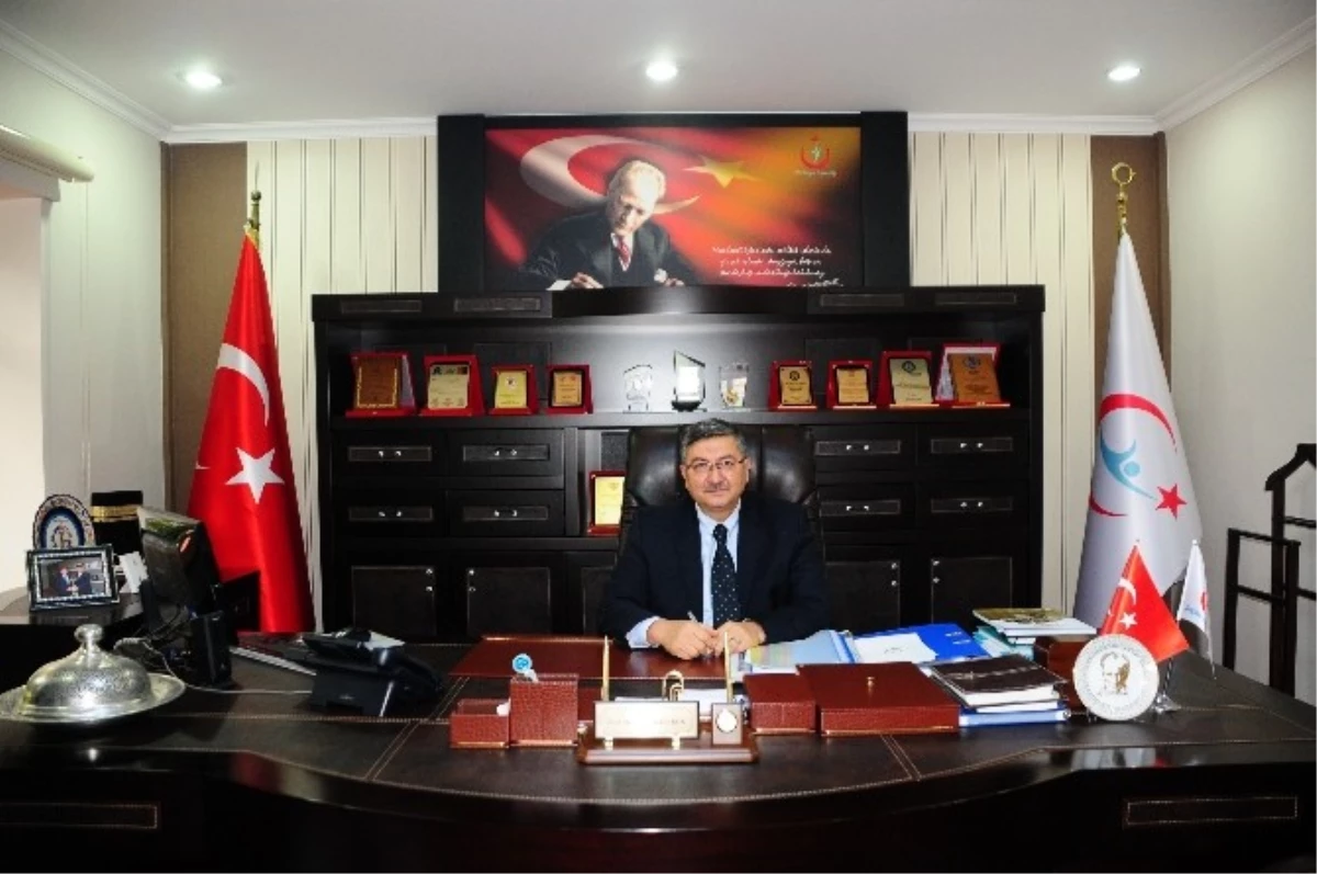 Gaziantep İl Sağlık Müdürü Karakök, Cumhuriyet Bayramını Kutladı
