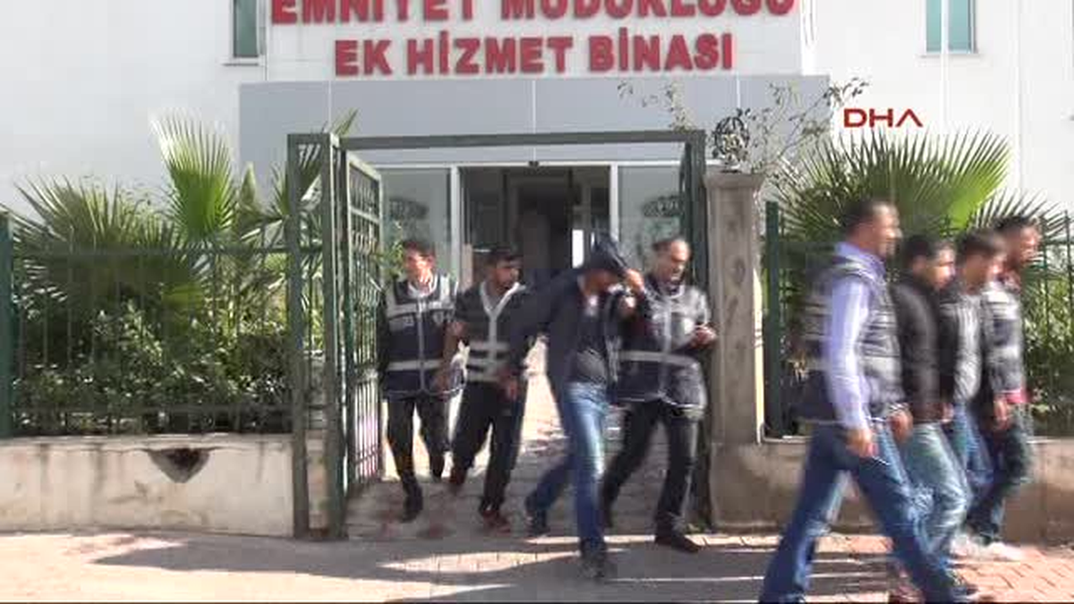 Kardeşini Rahatsız Edeni Kalbinden Bıçaklayıp Öldürdü