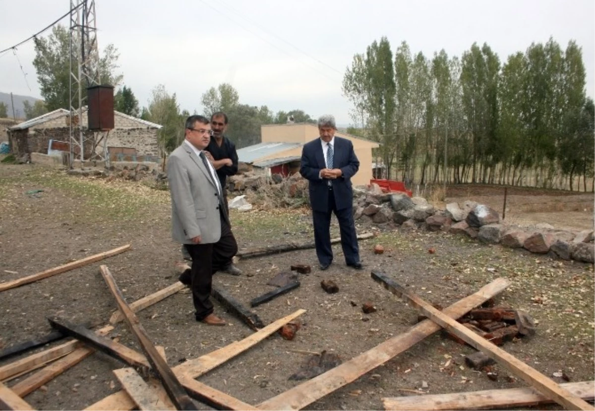 Kaymakam Ada, Okulların Tadilat Çalışmalarını İnceledi