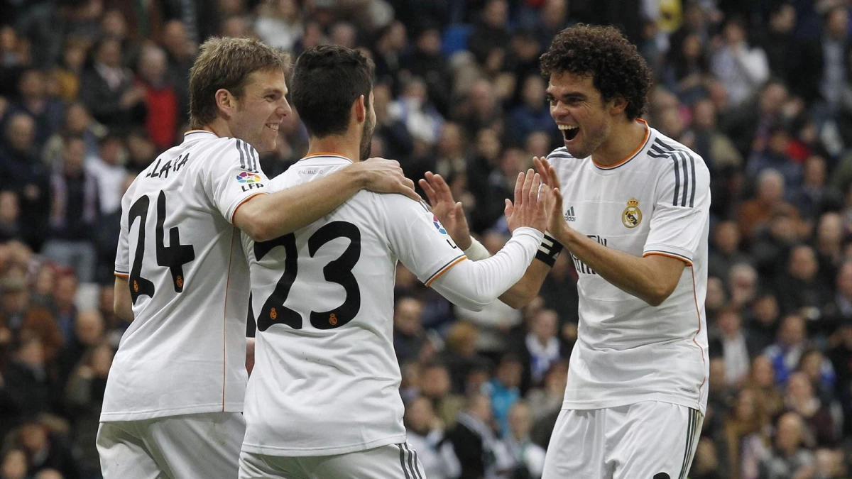 Milan Isco ve ya Illarramendi\'yi Transfer Etmek İstiyor