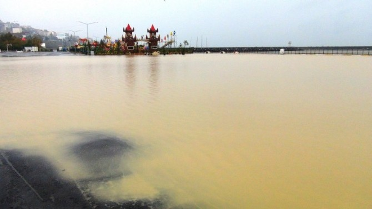 Tekirdağ Sahili Sular Altında Kaldı