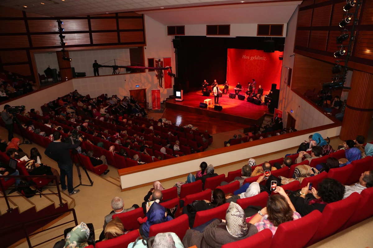 Ümraniye Belediyesi Kültür-Sanat Sezonuna Muhteşem Açılış