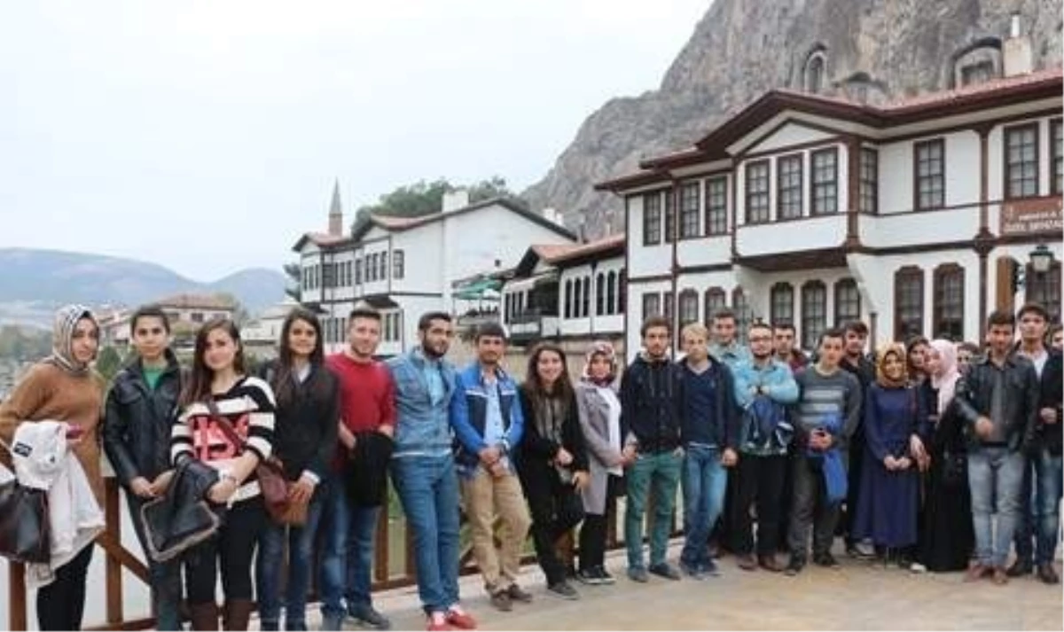 Üniversiteliler Amasya Tarihine Yolculuk Yaptı