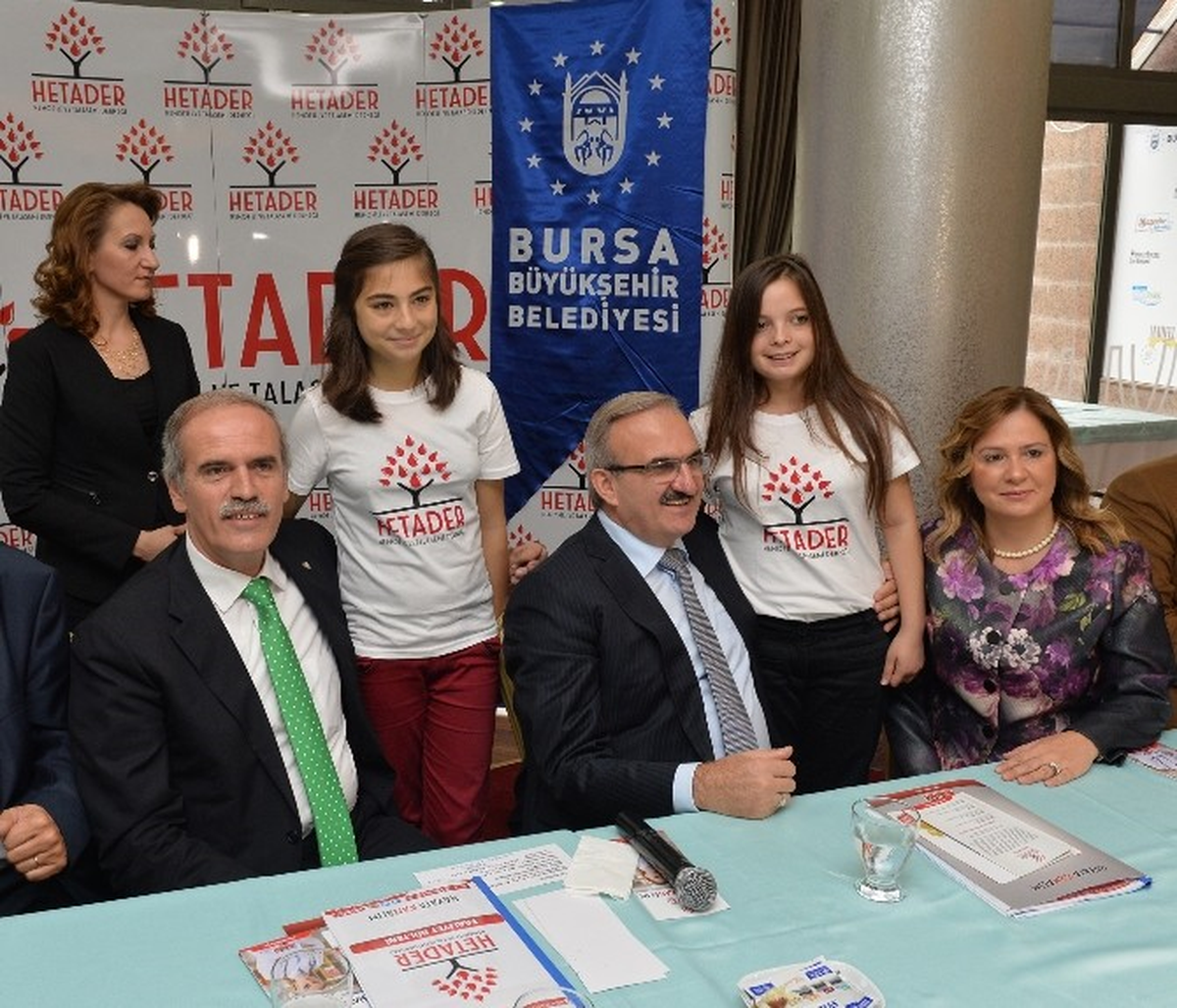 Vali ve Başkan Çocuklarla Kan Kardeşi Oldu