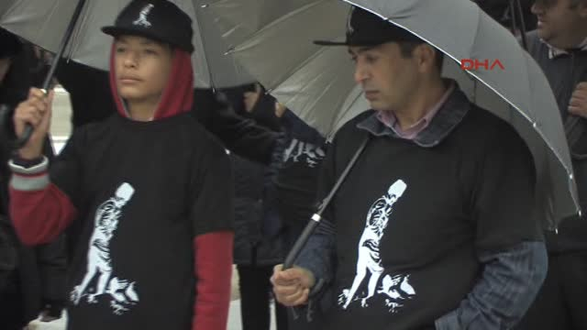 Beylikdüzü\'nde 6 Bin Kişi Atatürk\'ün Kocatepe Figürünü Canlandırdı
