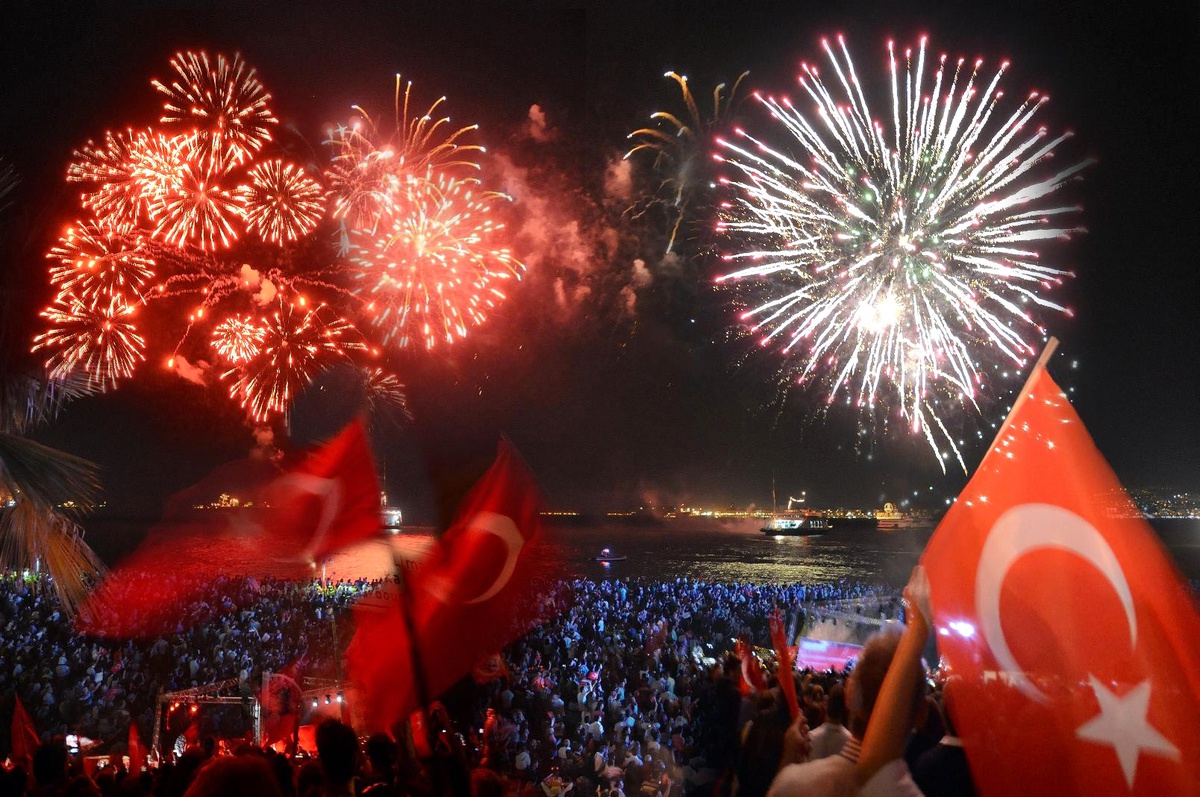 Cumhuriyet\'in Kenti İzmir, Cumhuriyeti\'i Böyle Kutlayacak