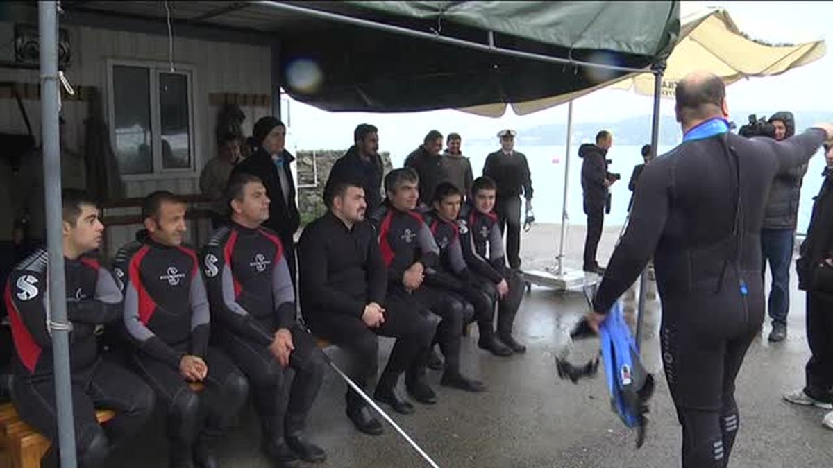 Engelliler Cumhuriyet Kutlamalarını Dalış Yaparak Başlattı