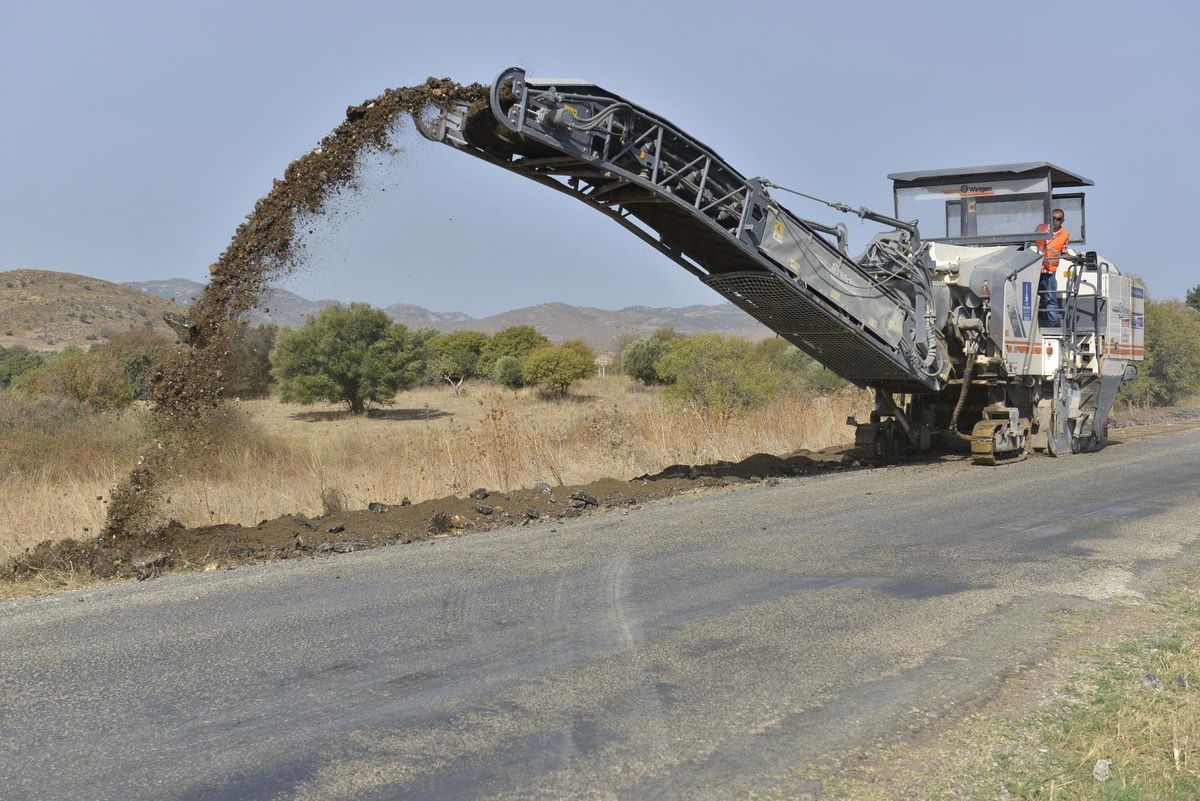 Foça Yolu "kısalıyor"