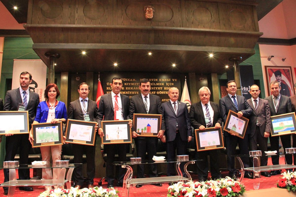 İZAYDAŞ, Türktay\'da Başrolde