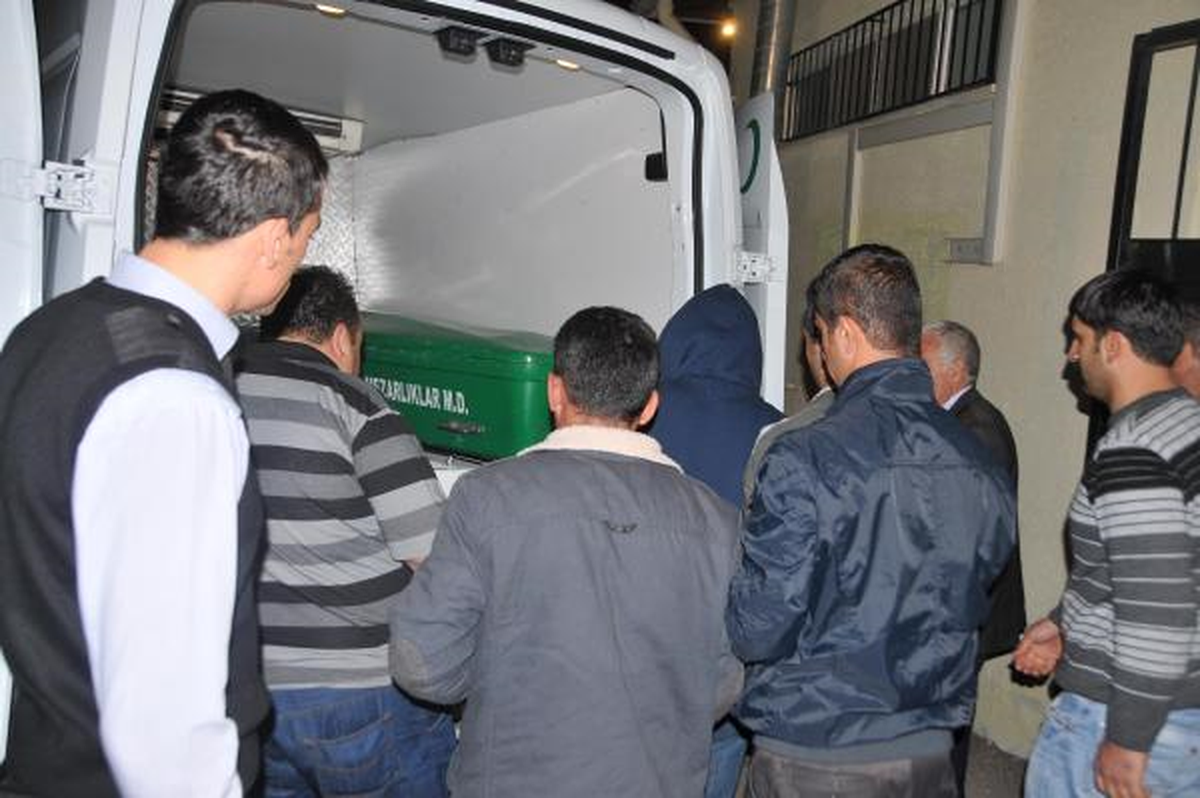 Gaziantep\'te Konuşmak İçin Çağırıp Öldürdü