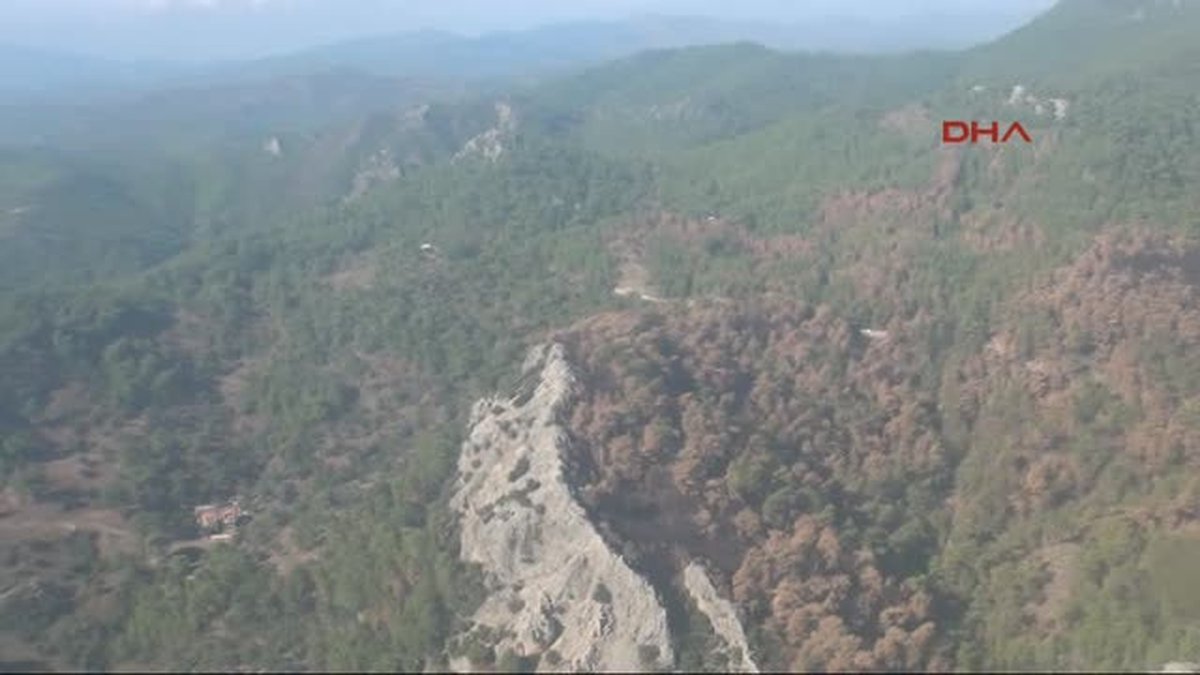 Marmaris ve Milas\'ta Yanan Ormanlar Havadan Görüntülendi