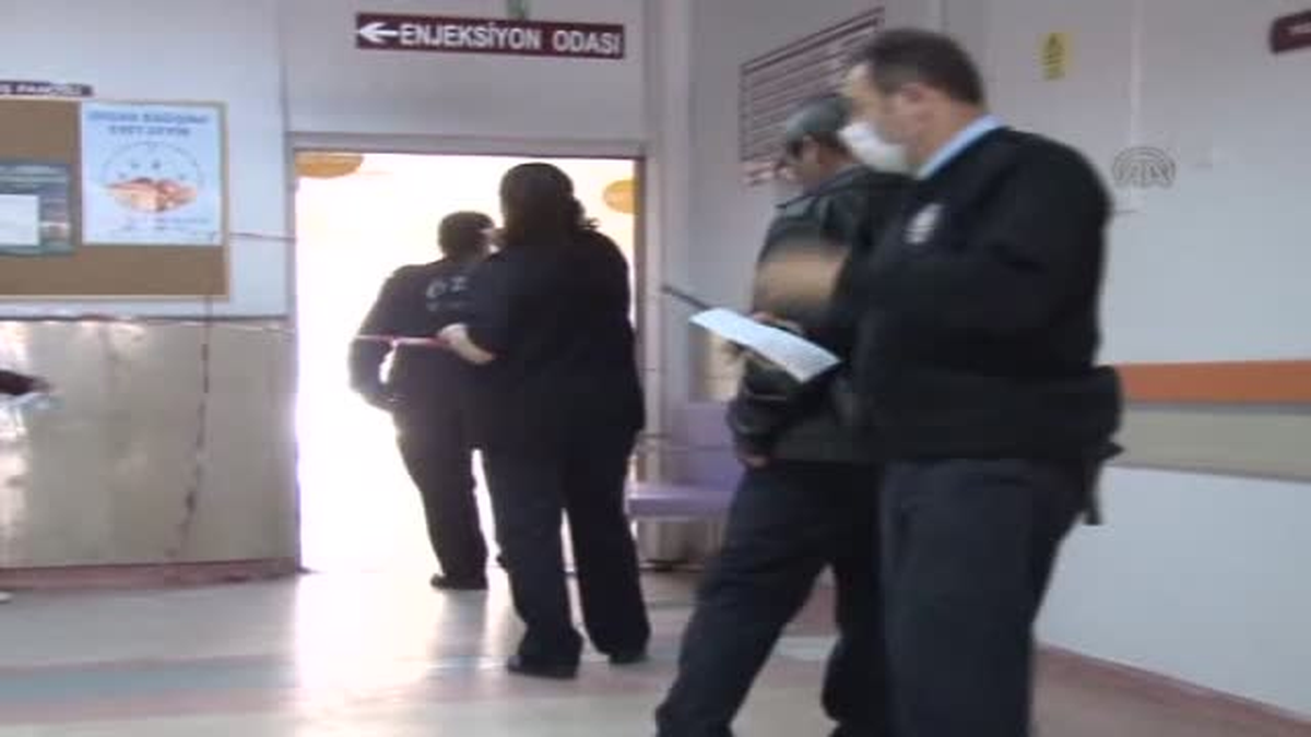 Zarfla Temas Eden 2 Postacı, Hastanede Gözlem Altında Tutuluyor