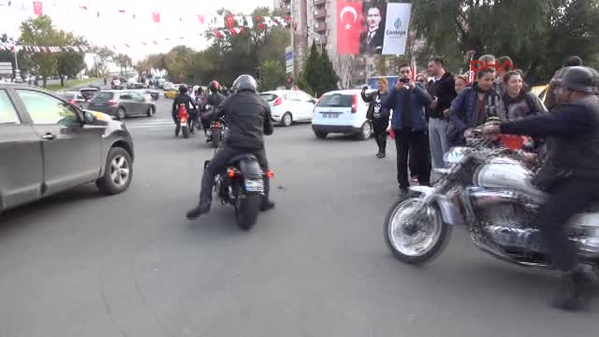 Anıtkabir\'e Akın