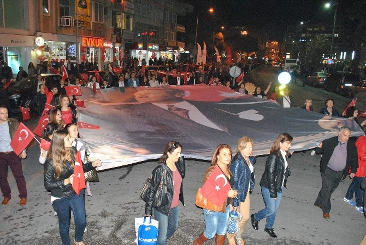 Aydın CHP\'den Cumhuriyet Yürüyüşü